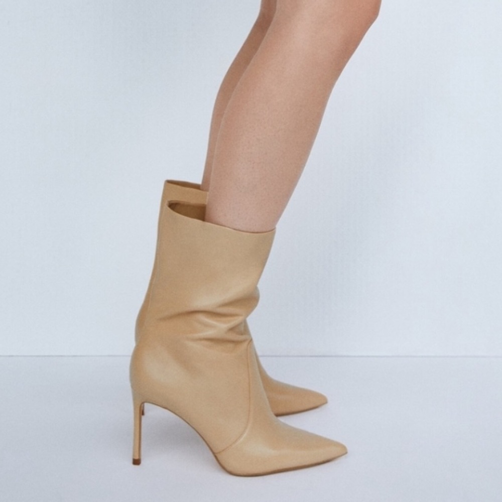 Zara mid shaft tan suede slouch boots size 39-8.5